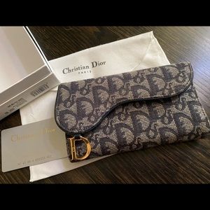 SOLD Dior saddle wallet - Diorissimo